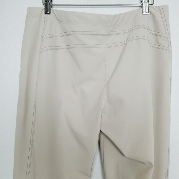 Title Nine Womens Cropped Pants Size 8 Tan Straight Leg Golf Tennis Preppy - Picture 4 of 12